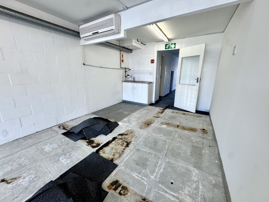 To Let commercial Property for Rent in Montague Gardens Western Cape